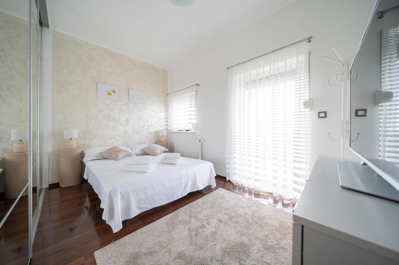 Apartment Absolute Gray Zára Kültér fotó
