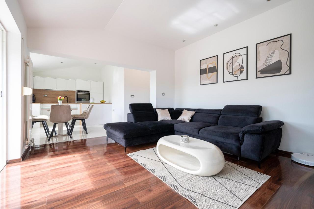 Apartment Absolute Gray Zára Kültér fotó